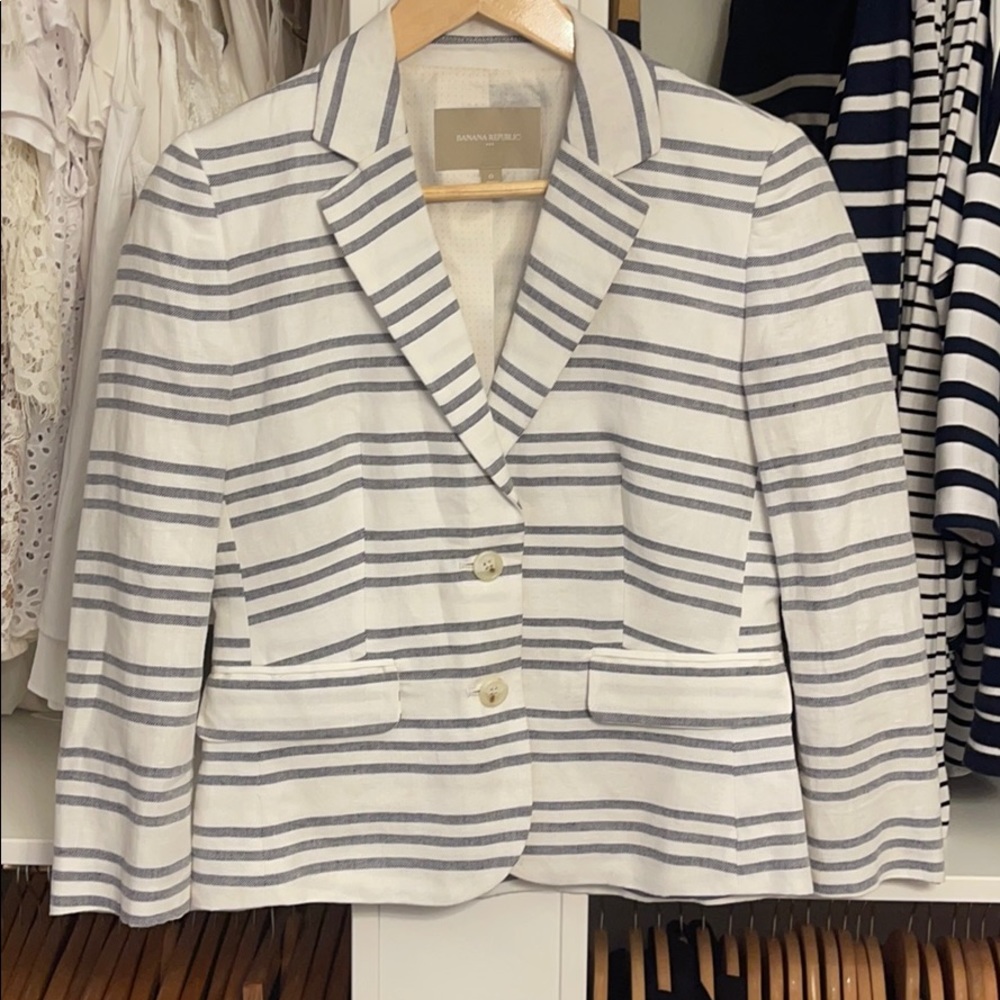 Summer crop blazer